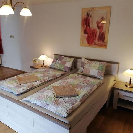 Vila Johanka & Apartments Český Krumlov Buitenkant foto