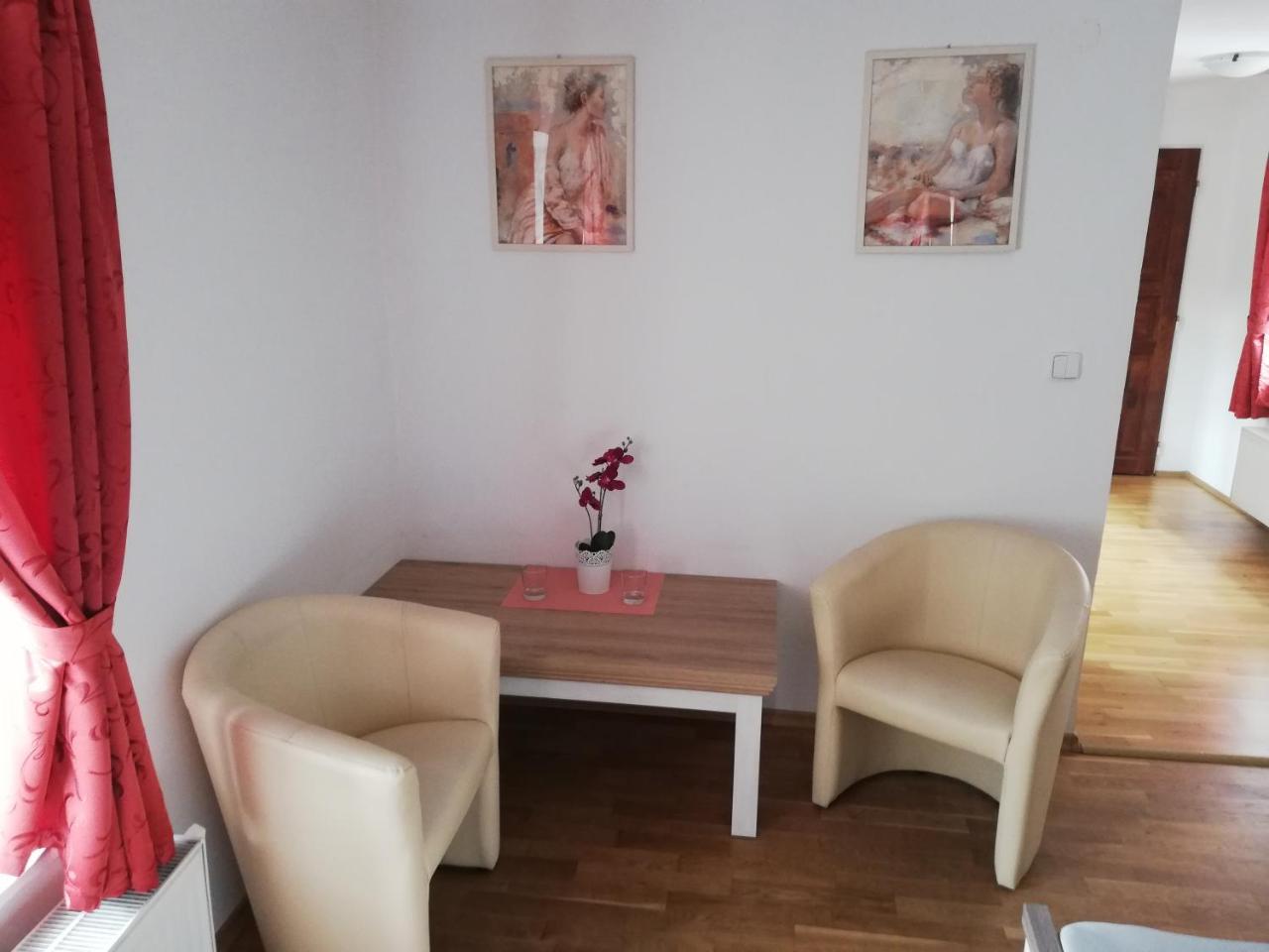 Vila Johanka & Apartments Český Krumlov Buitenkant foto